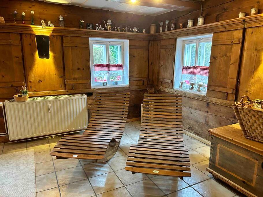 Maisonette-Fewo Fritz Mit Infrarotsauna Grossschoenau Exterior photo